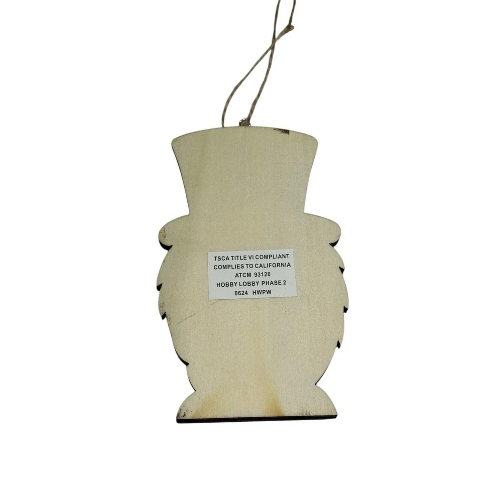 st‎ patrick's day hanging decor 6 inches wood gnome clover